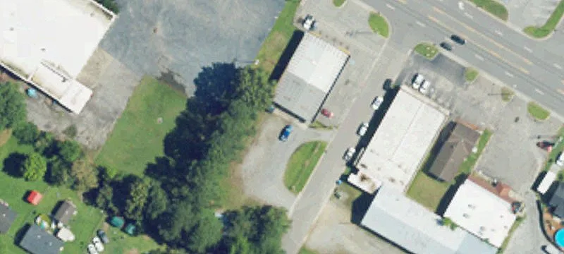 734 Memorial E Dr