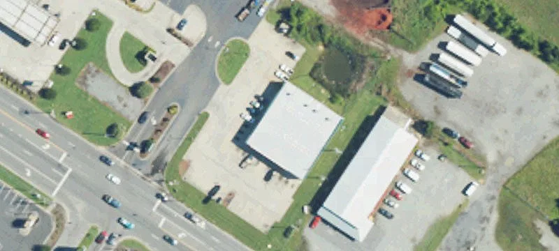1411 Memorial E Dr