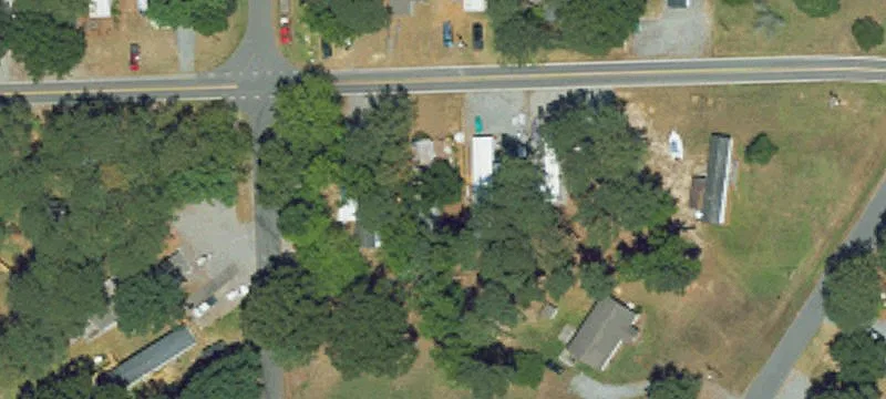 831 Woodcock Rd