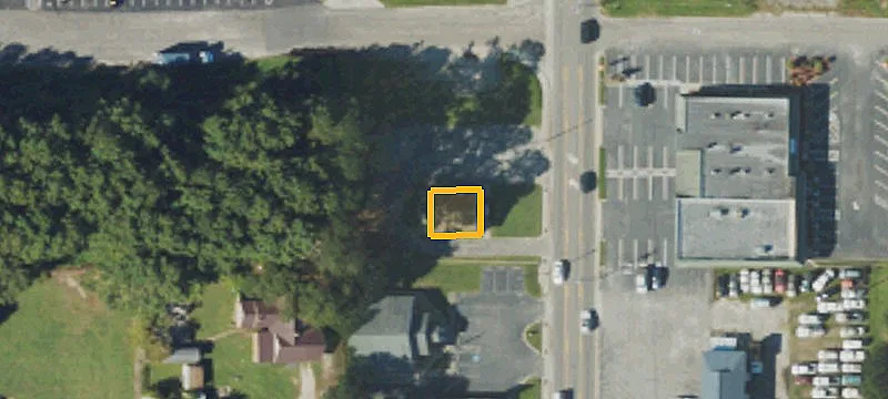 711 Brown St