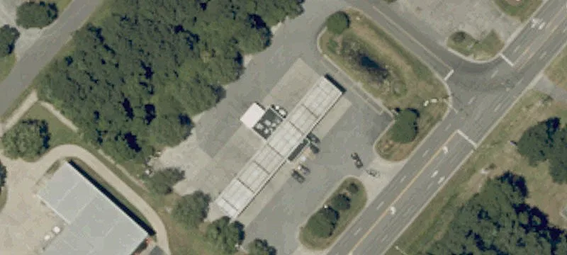 1122 Us Hwy 17th S