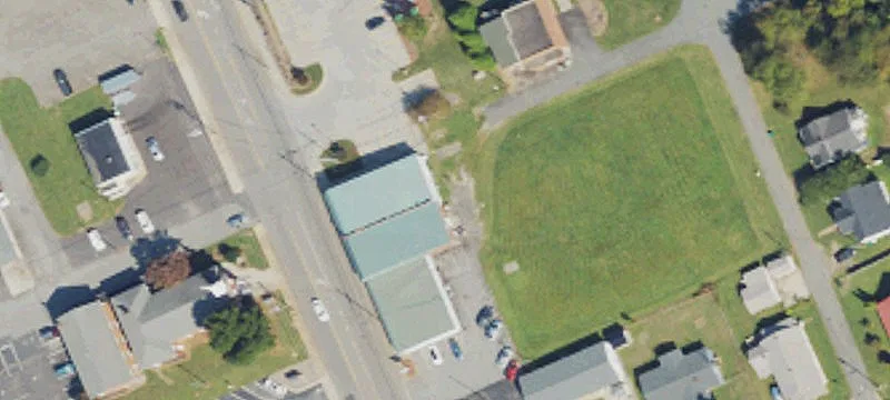 201 Main St
