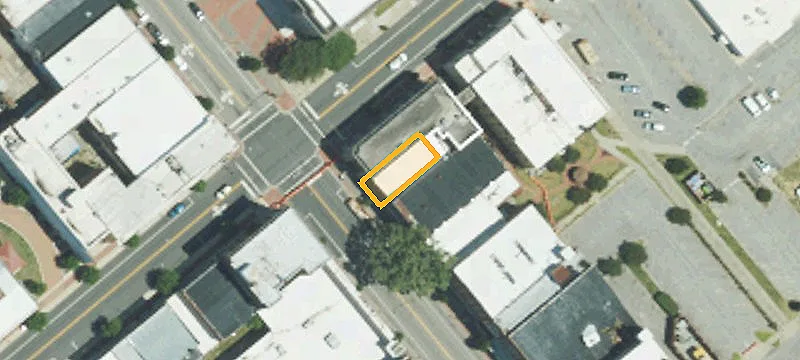 203 Nash E St