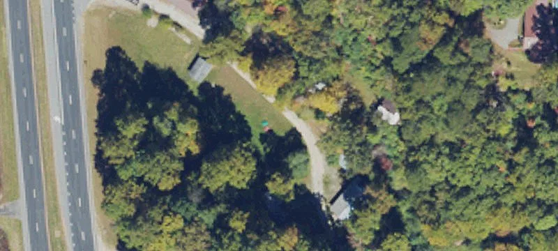 1900 Hwy 28th S