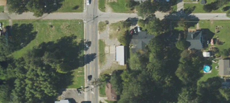 305 Brown St