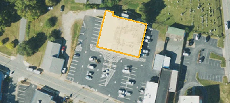 140 Main St