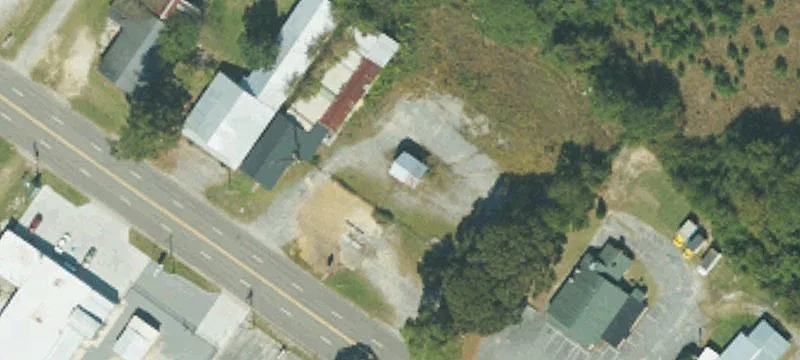 708 Riv Rd
