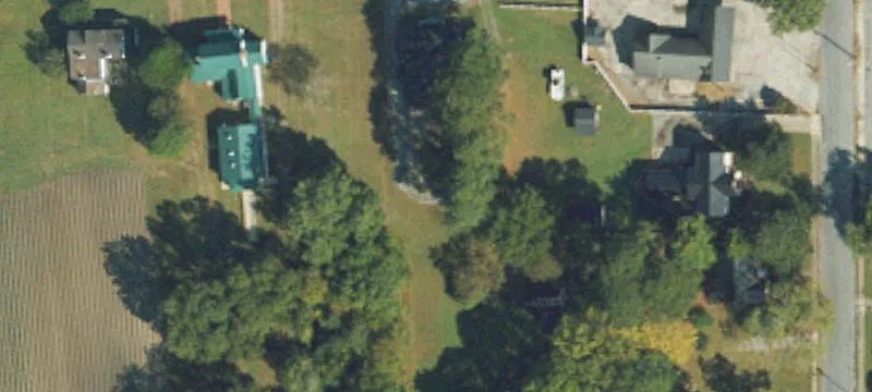 305 Main St