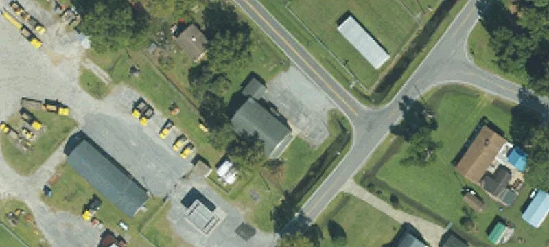1271 Main St