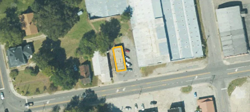106 Academy St