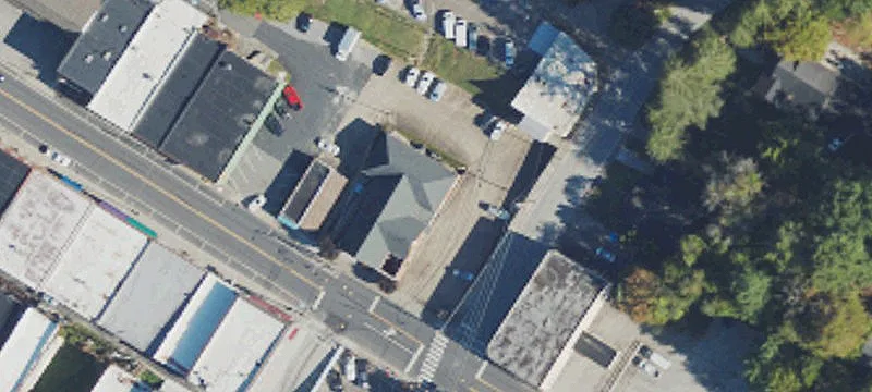 311 Oak Ave