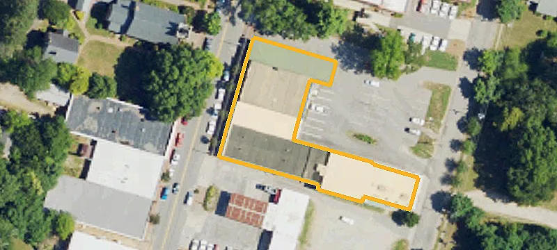 128 Main St