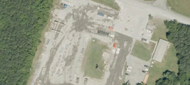 1352 Riv Rd