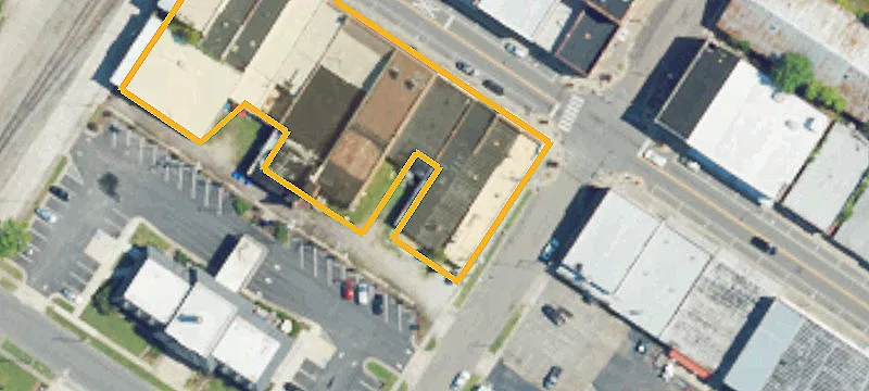 128 Main E St