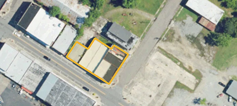 109 Maple N St