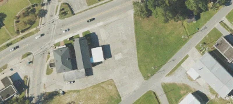 300 5th St