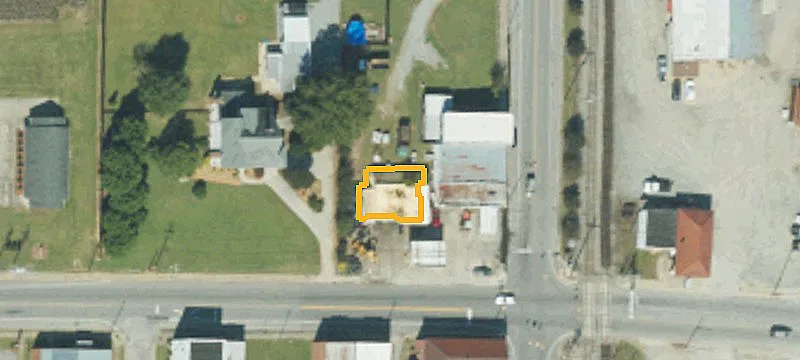 100 Main St
