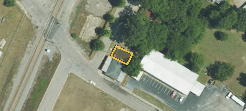 121 Pettigrew S St