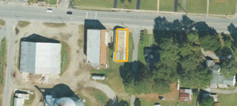 221 Main St