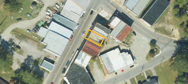 121 Main St