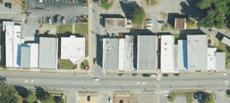 201 Main St