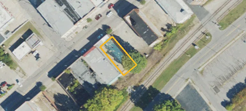 421 Garnett St