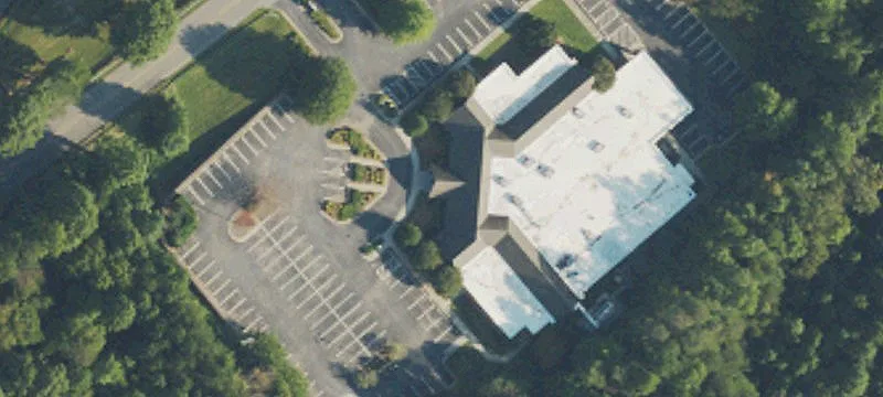 865 Westlake Dr