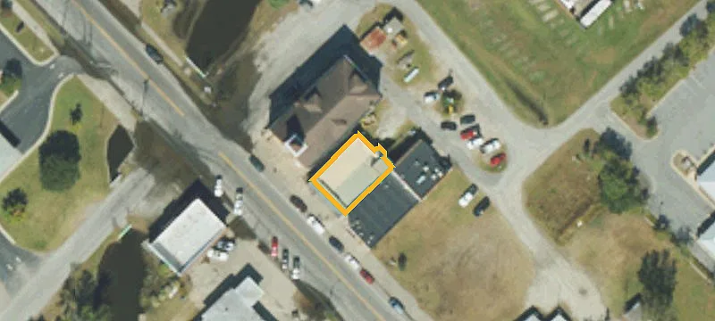 225 Main St