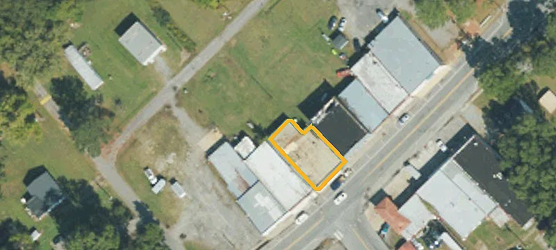 101 Main St