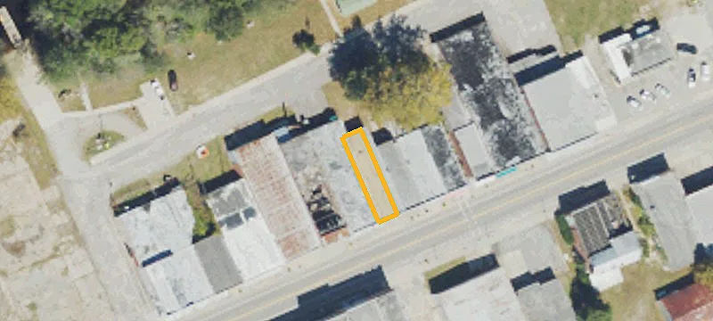 1132 Main St