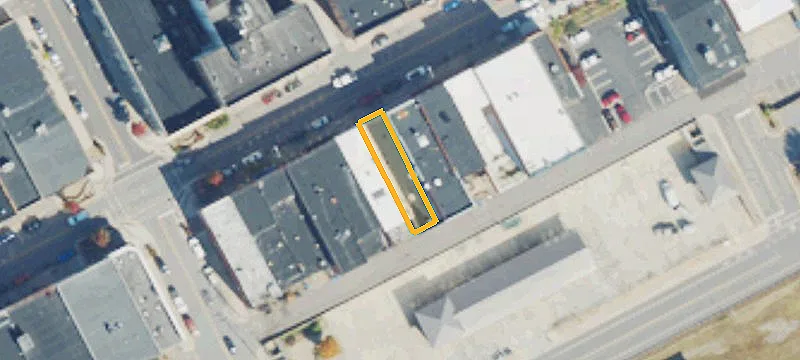 821 Main St