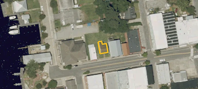 208 Main St