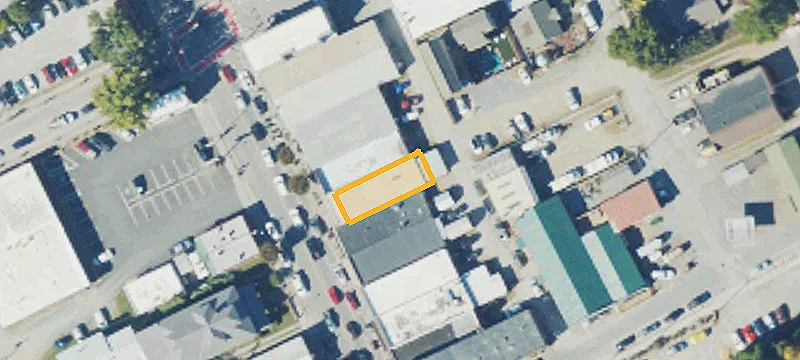 142 Everett St