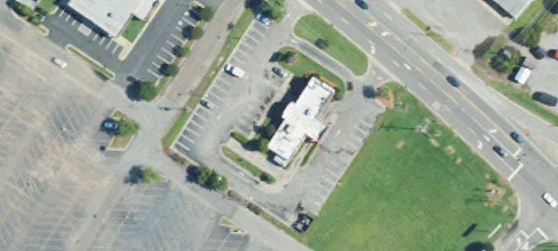 1550 Memorial E Dr