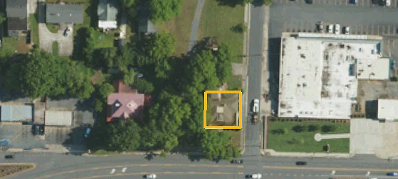 202 Main St