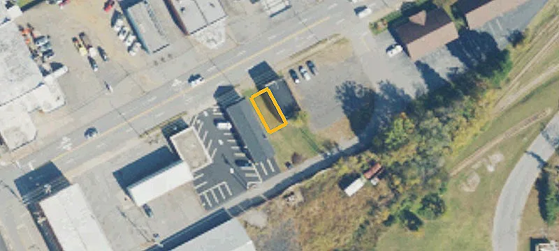 403 Main St