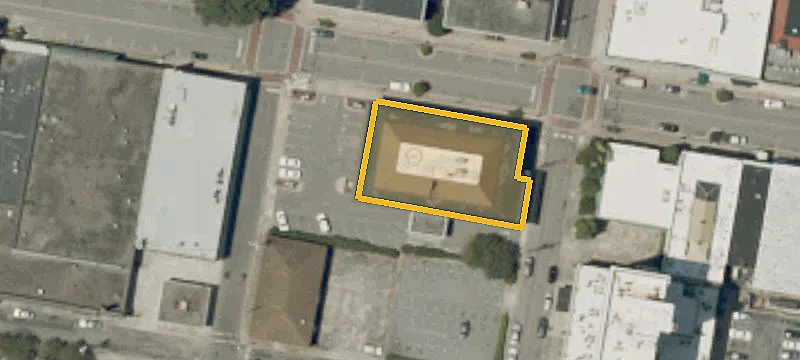 405 Main St