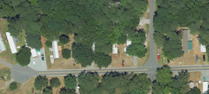 858 Woodcock Rd