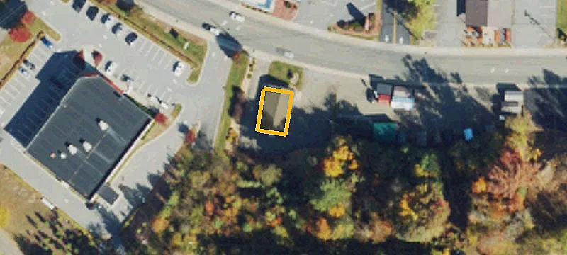 484 Main St