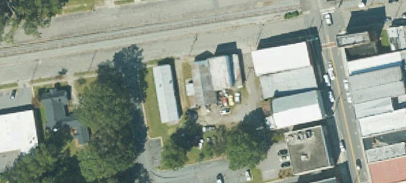 107 Railroad St