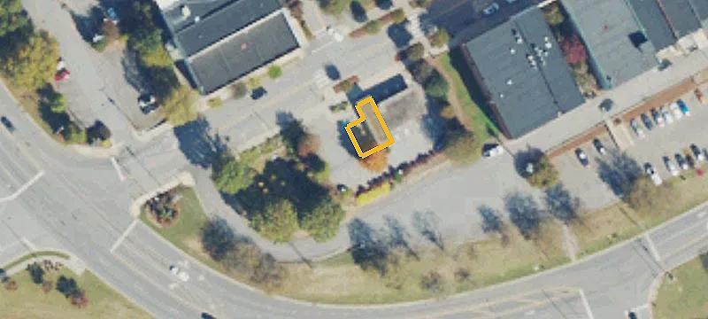 929 Main St
