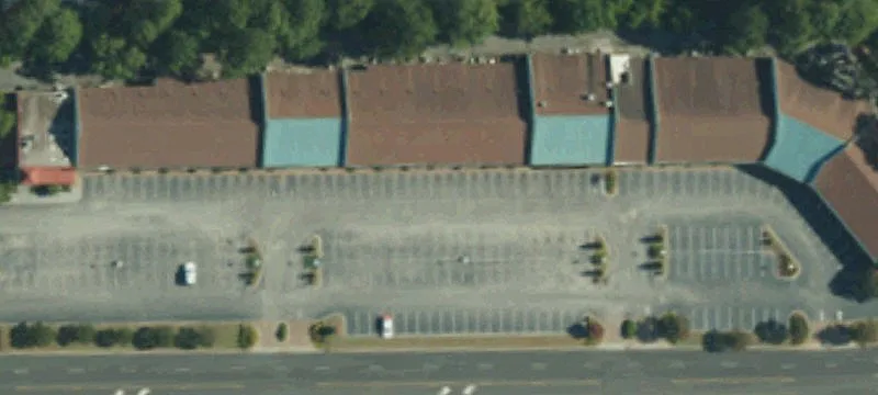 648 Spence Ave