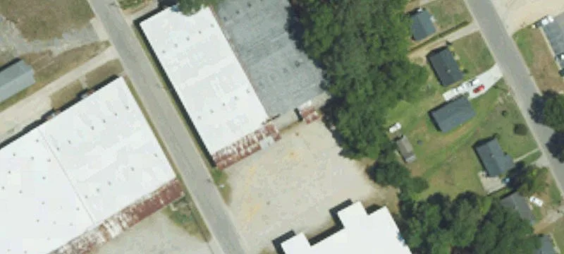 220 Walnut W St