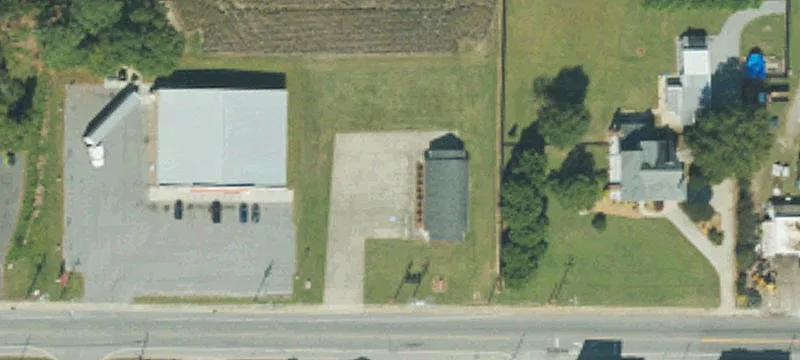 200 Main St