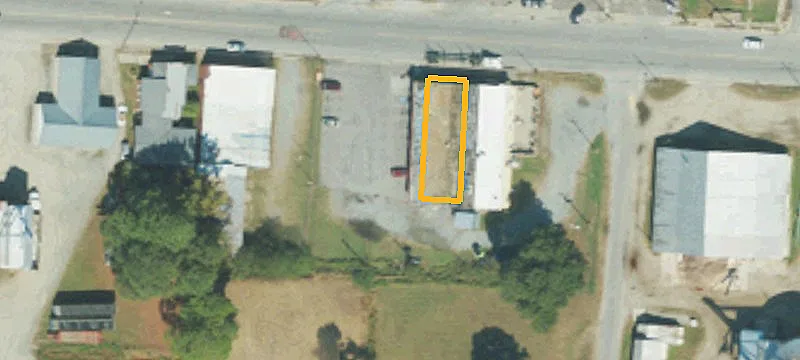 135 Main St