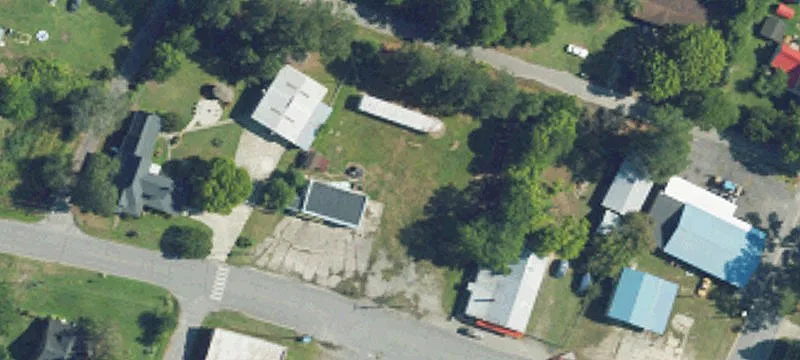 2011 Main St