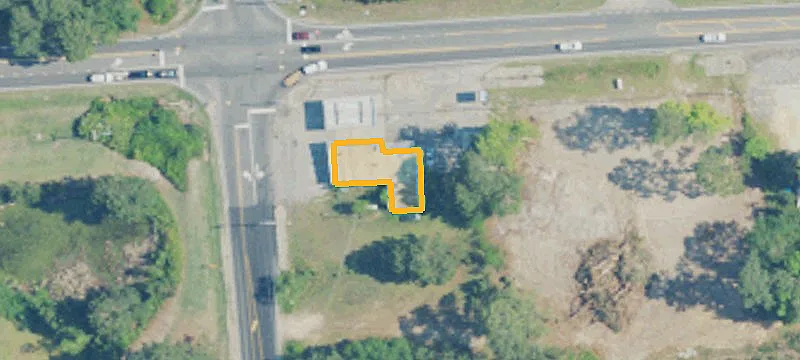 1318 Hwy 401st Bus