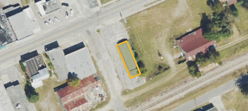1055 Main St