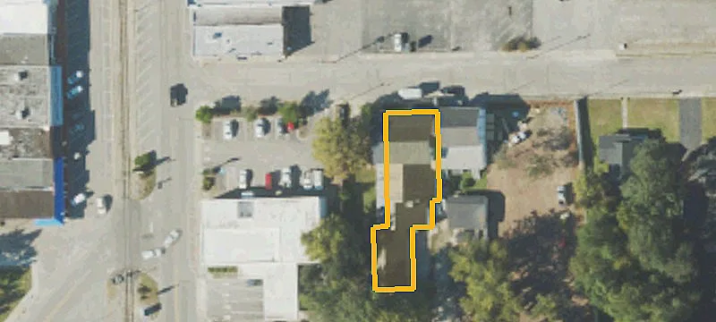 102 Live Oak St Near