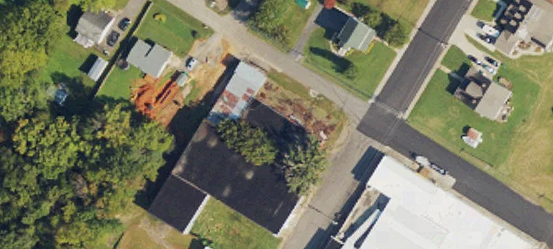 305 Depot St